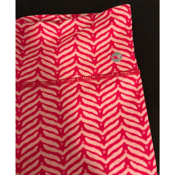 Vineyard Pink Whale Tail Print Performance Athletic Leggings - Size Small - Picture 3 of 8